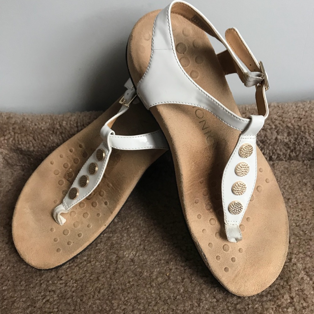 Vionic Size 7 Sandal